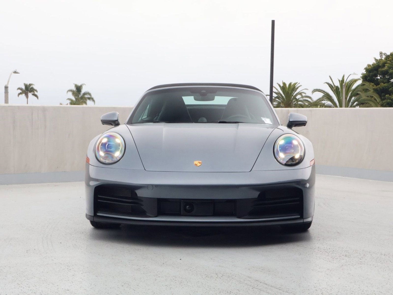 Certified 2025 Porsche 911 Carrera RWD image 7