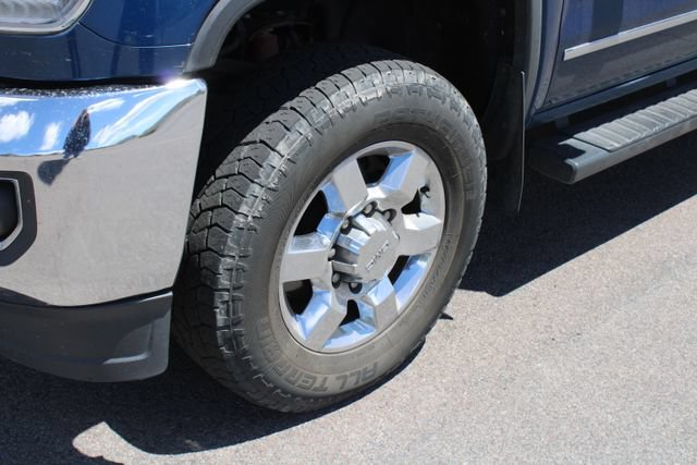 Used 2019 GMC Sierra 2500 SLT AWD/4WD image 11