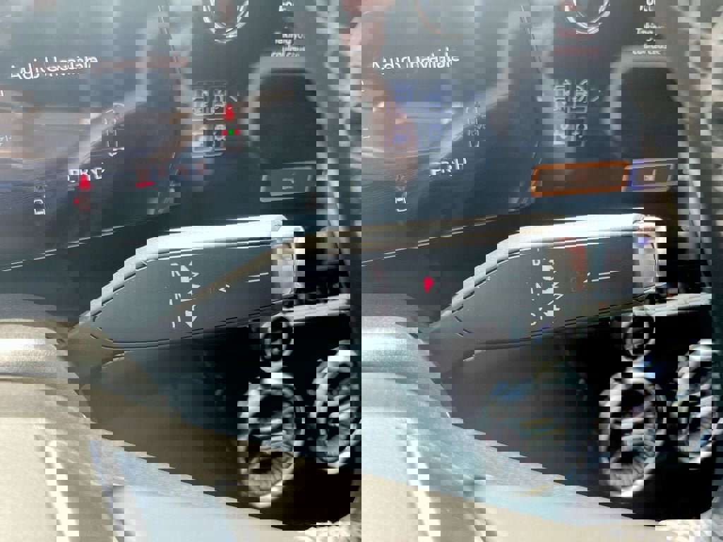 New 2025 Chevrolet Blazer EV LT image 34