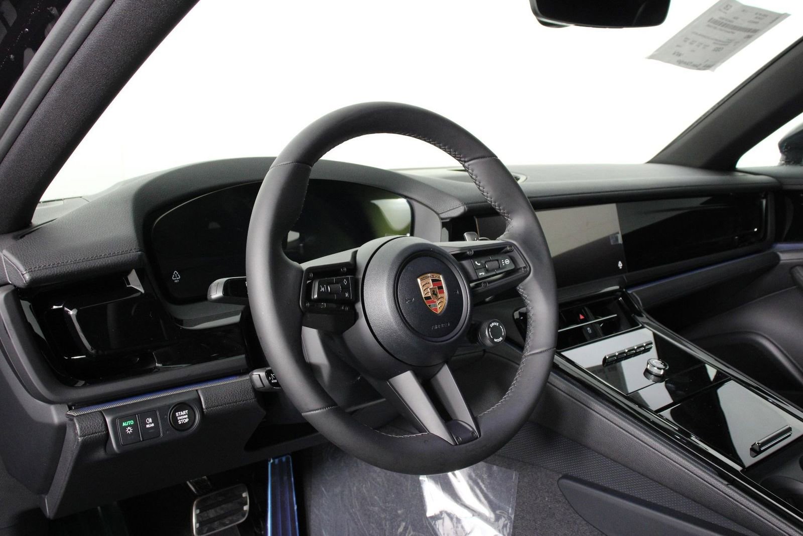New 2026 Porsche Panamera RWD image 4