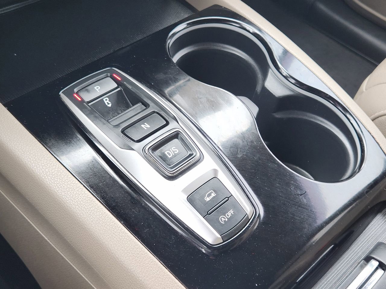 Used 2020 Honda Pilot Touring image 19