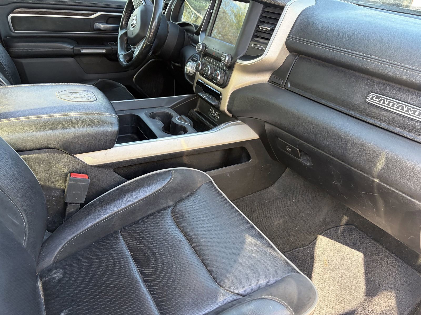 Used 2020 RAM 1500 Laramie RWD image 6