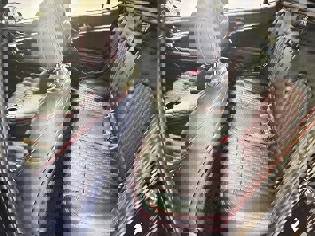 Used 2024 Genesis G70 3.3T Advanced image 9