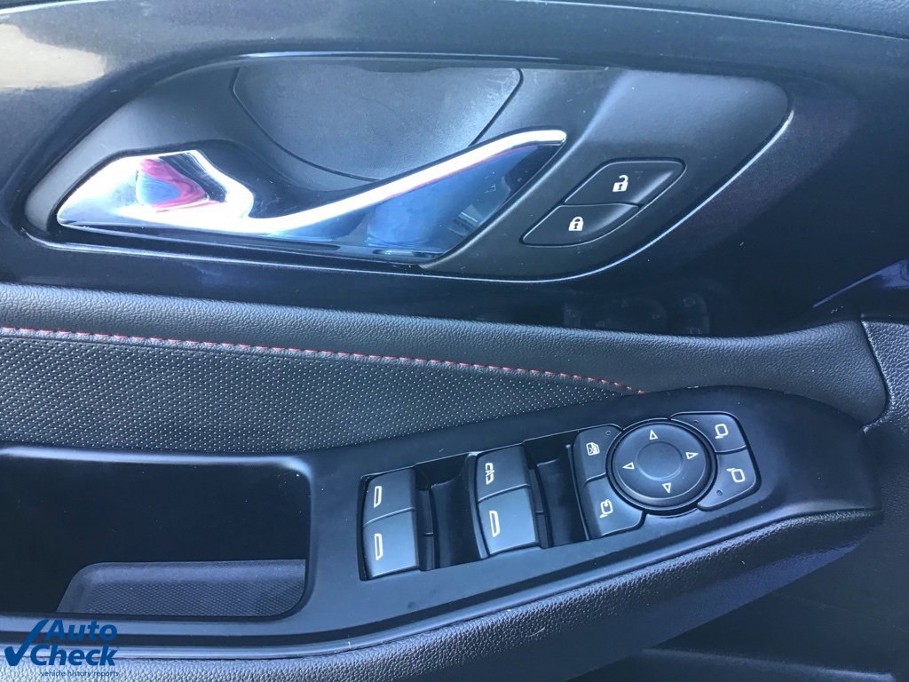 Used 2023 Chevrolet Traverse RS image 22