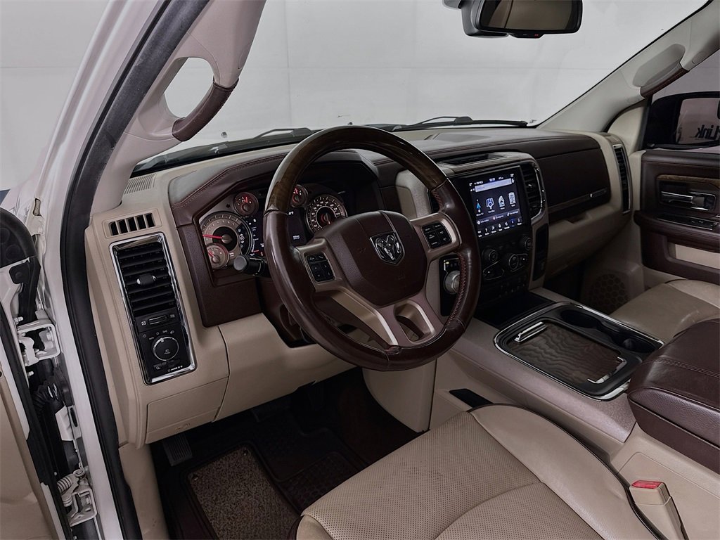 Used 2018 RAM 1500 Laramie Longhorn w/ Longhorn Southfork Package image 10