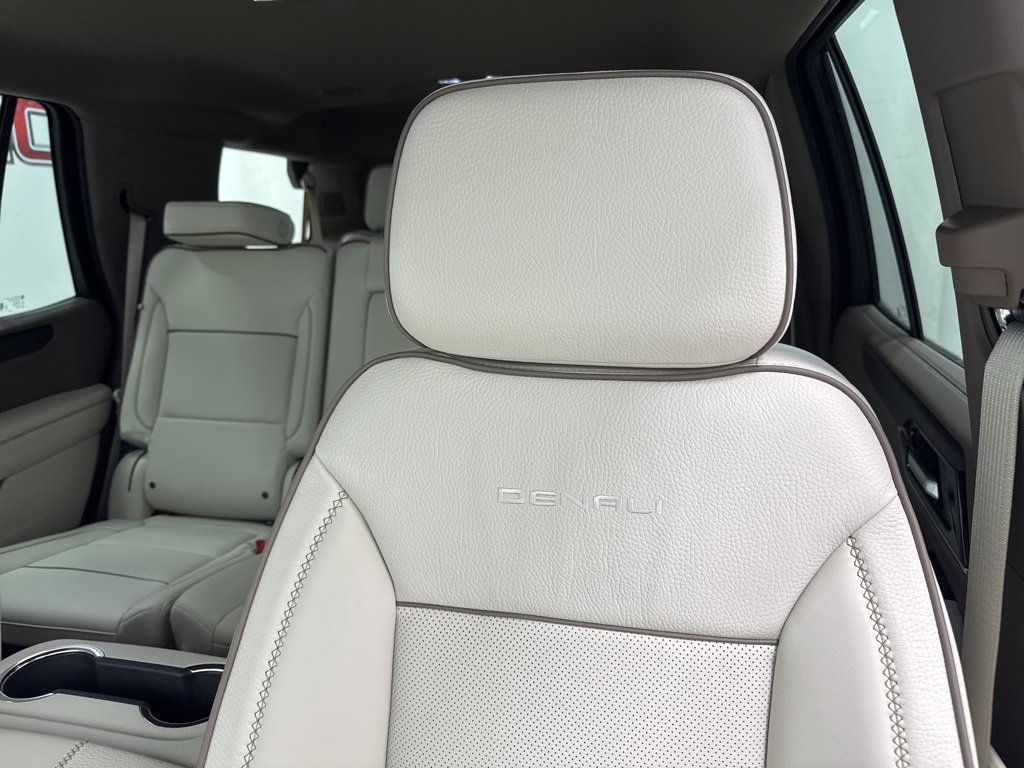 New 2026 GMC Yukon Denali image 24