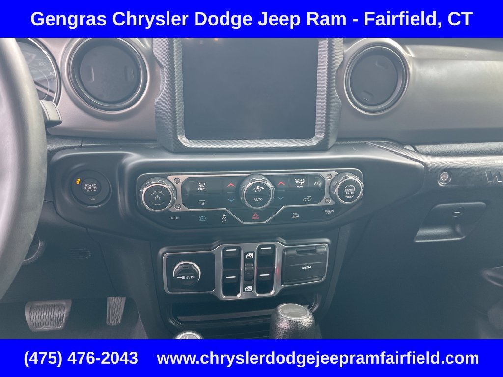 Certified 2023 Jeep Wrangler Unlimited w/ Sun & Screen Package AWD/4WD image 55