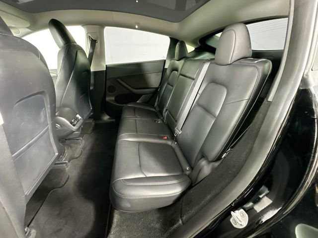 Used 2023 Tesla Model Y Performance image 22