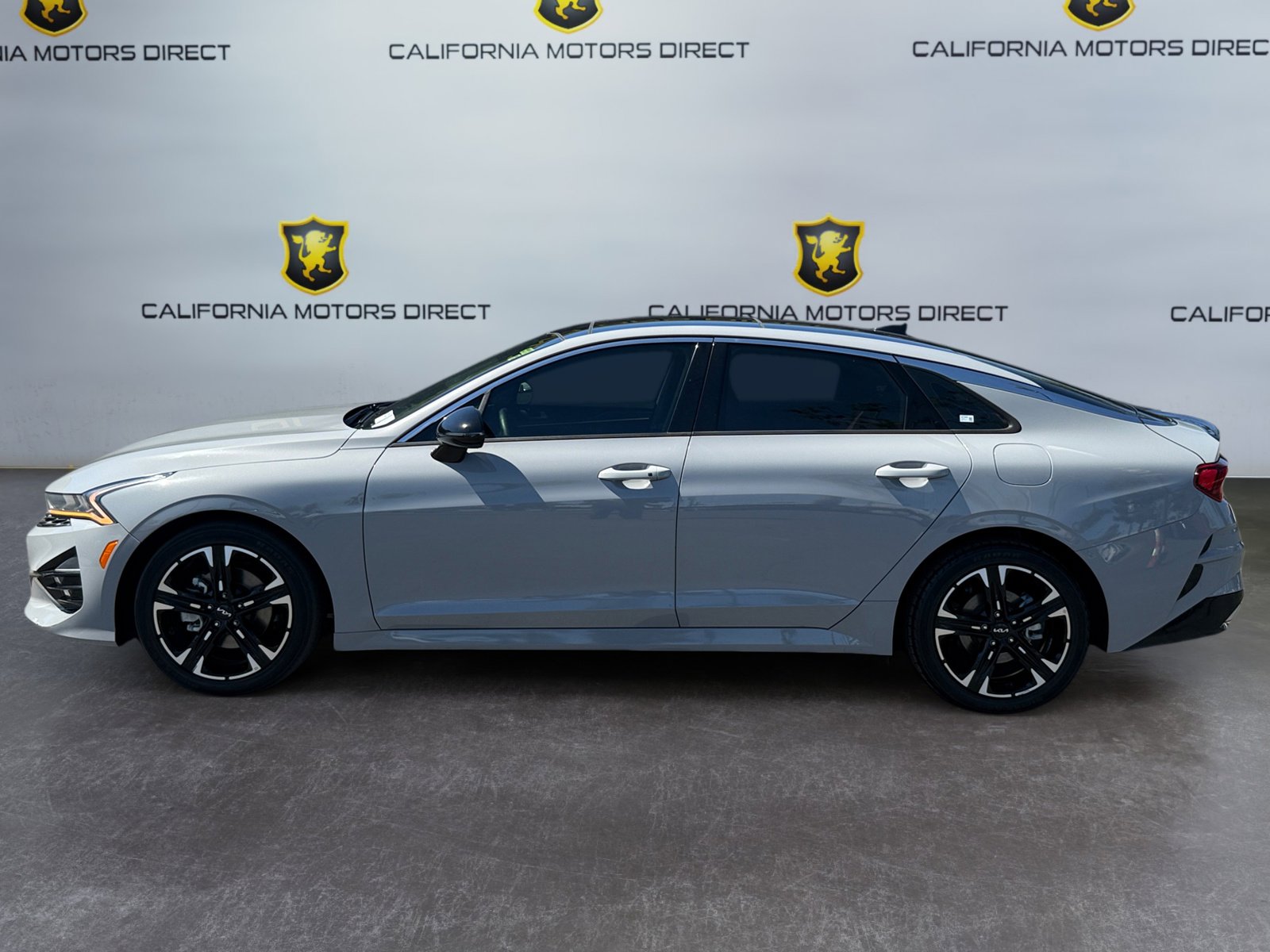 Used 2022 Kia K5 GT-Line w/ GT-Line FWD Premium Package image 2