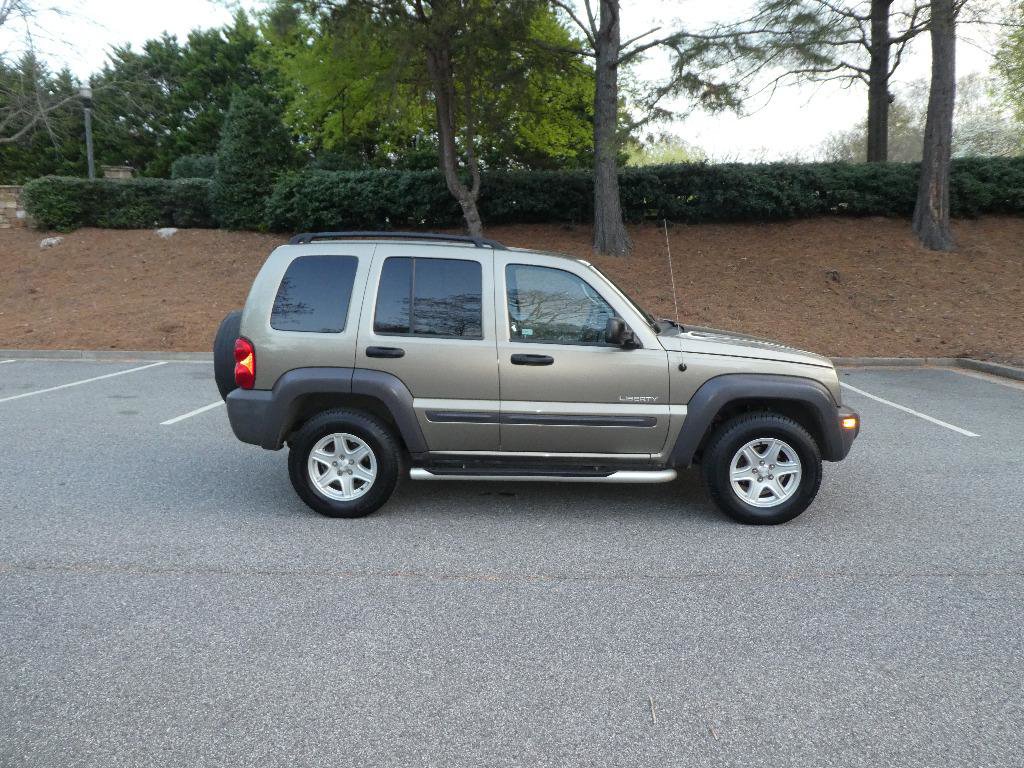 Used 2004 Jeep Liberty Sport w/ PWR Convenience Group image 24