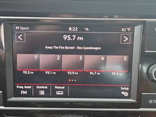 Used 2019 Volkswagen Jetta GLI FWD image 22