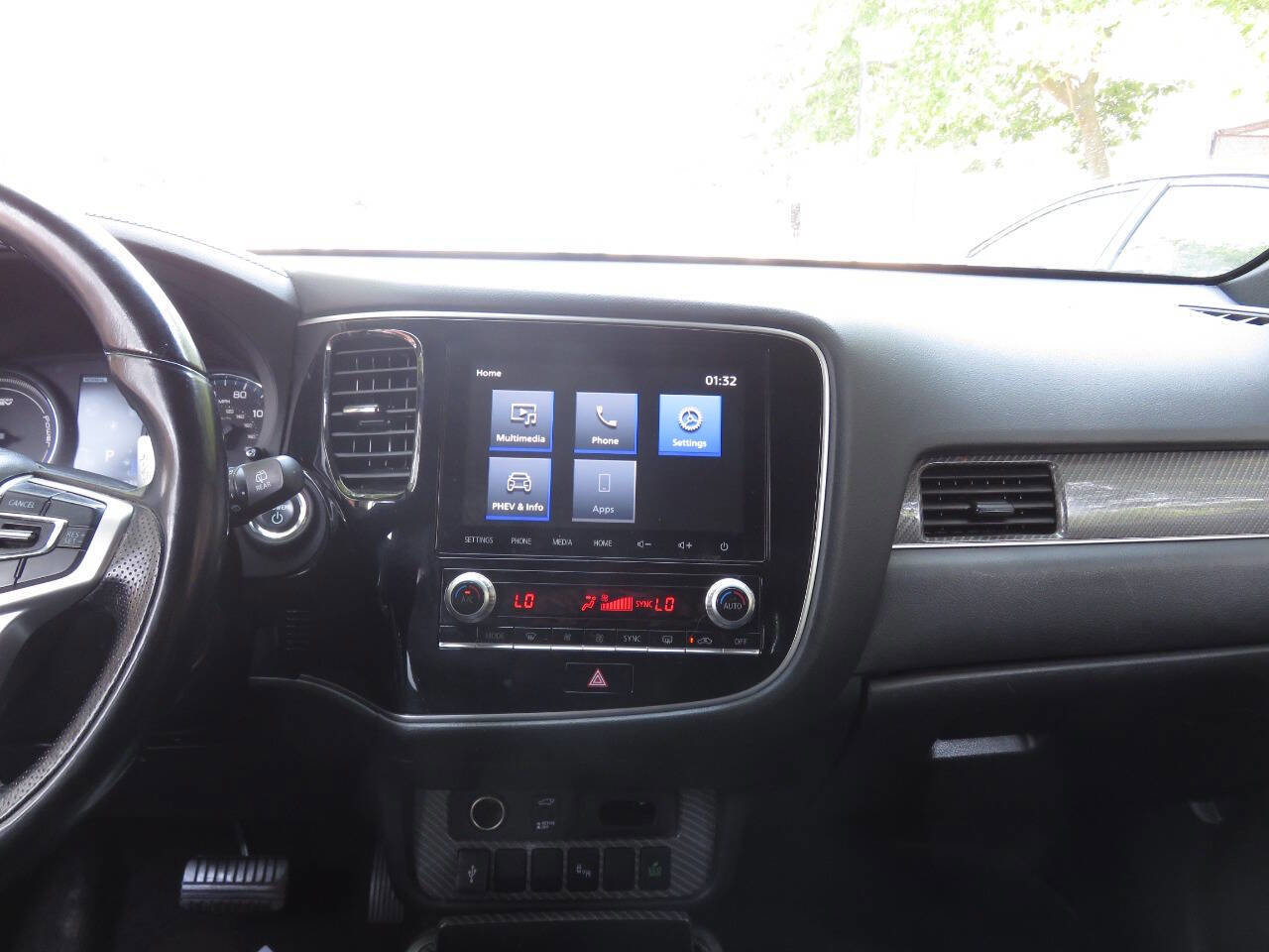 Used 2020 Mitsubishi Outlander SEL image 16