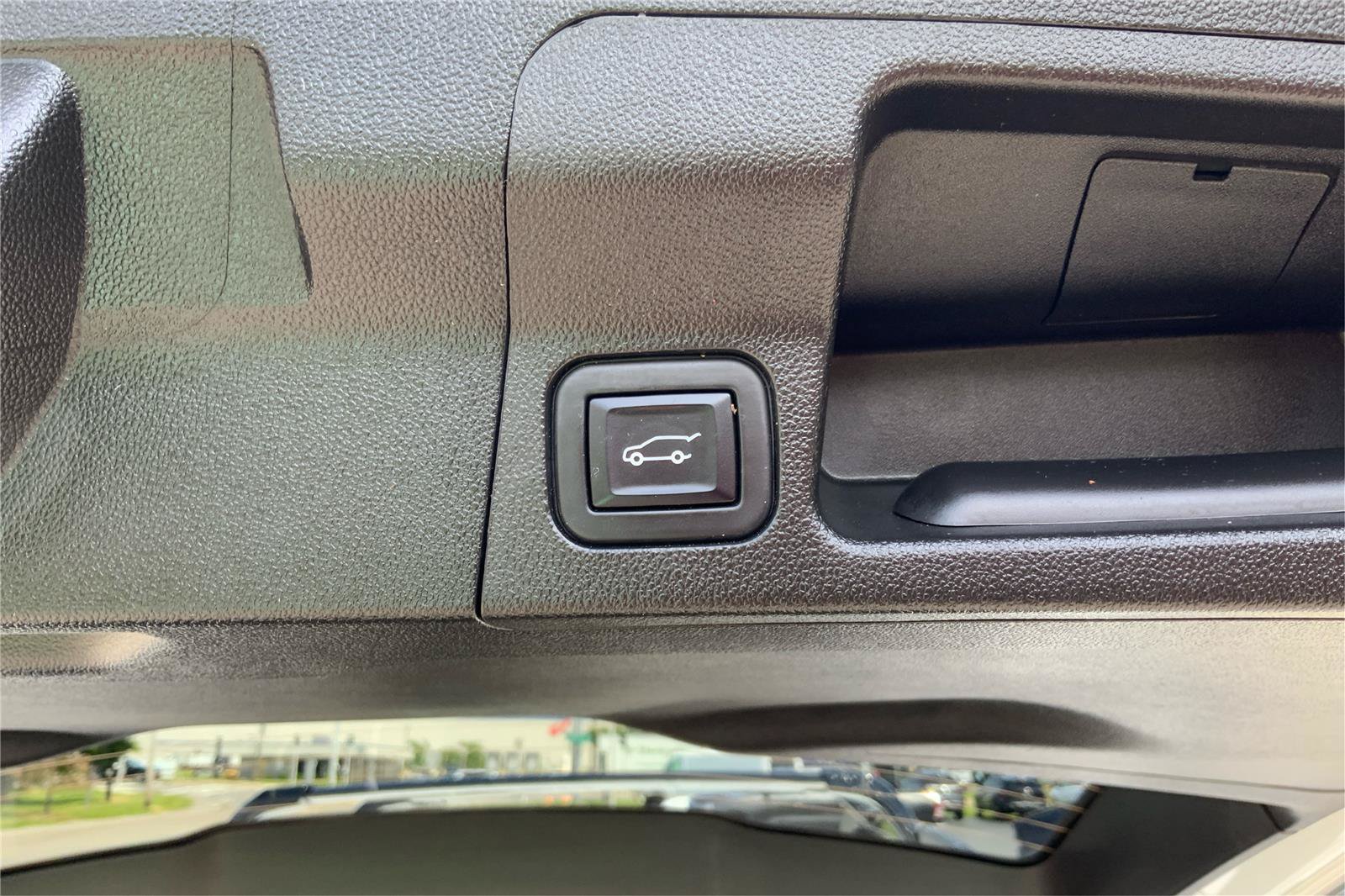 Used 2023 GMC Acadia SLE w/ Driver Convenience Package AWD/4WD image 30