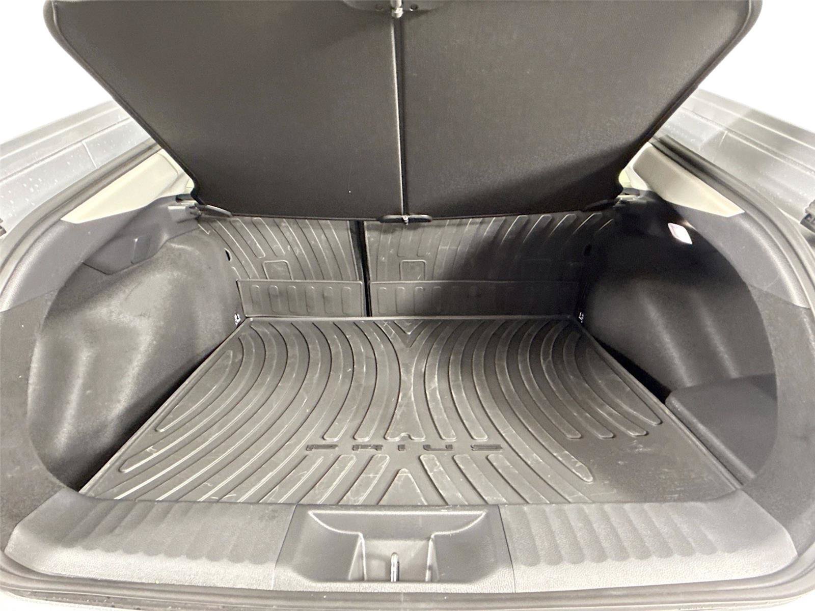 Certified 2025 Toyota Prius XLE FWD image 37