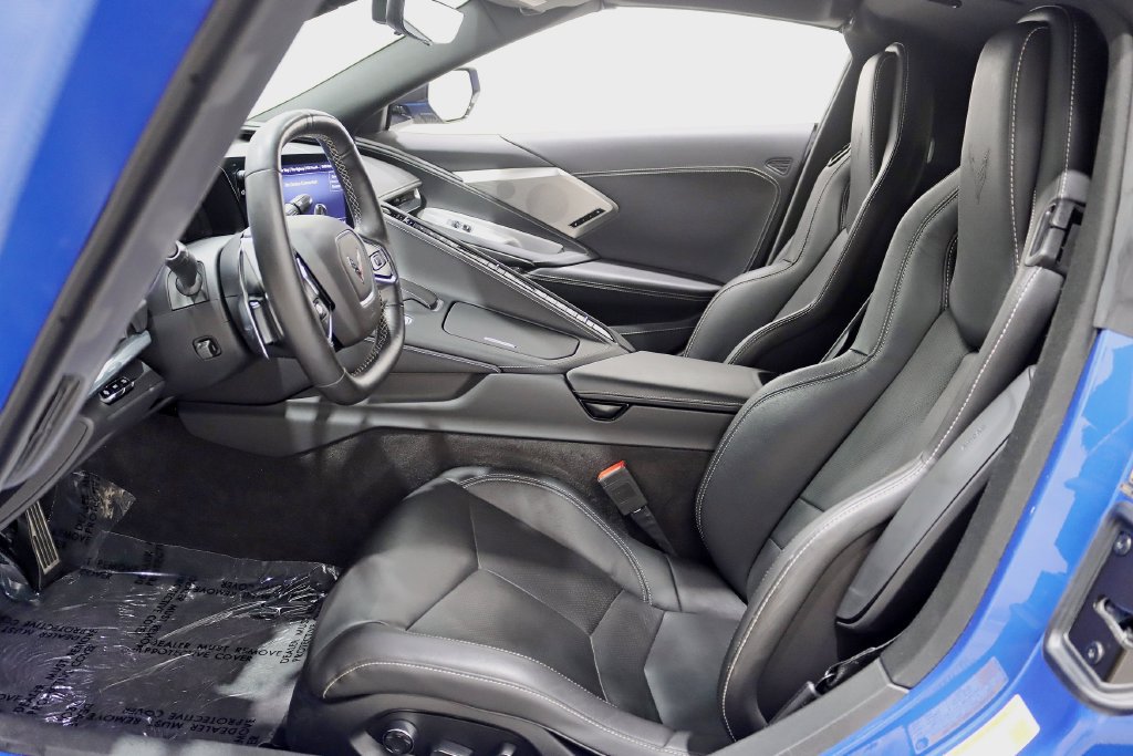 Used 2020 Chevrolet Corvette Stingray Preferred Cpe w/ 2LT Preferred Equipment Group RWD image 26