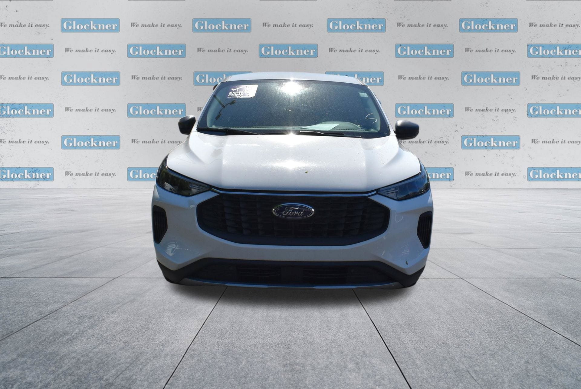 Used 2023 Ford Escape Active w/ Cold Weather Package FWD image 2
