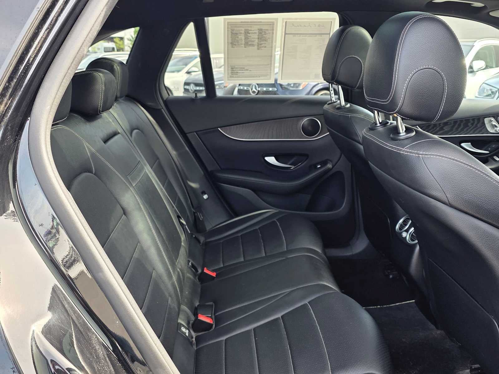 Used 2017 Mercedes-Benz GLC 300 4MATIC image 12