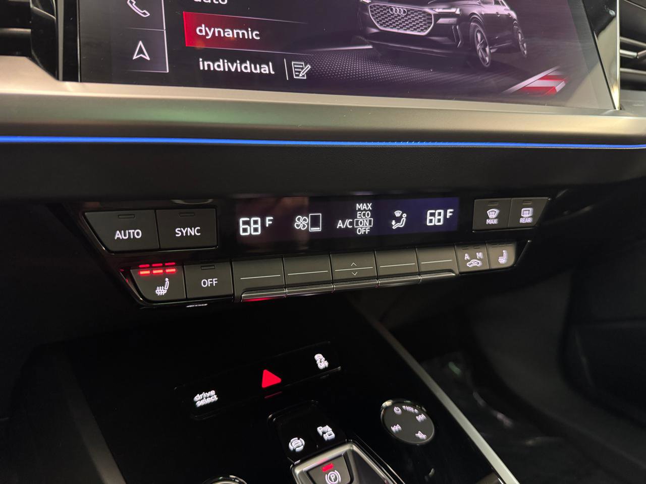 Used 2024 Audi Q4 e-tron Premium Plus w/ Premium Plus AWD/4WD image 16