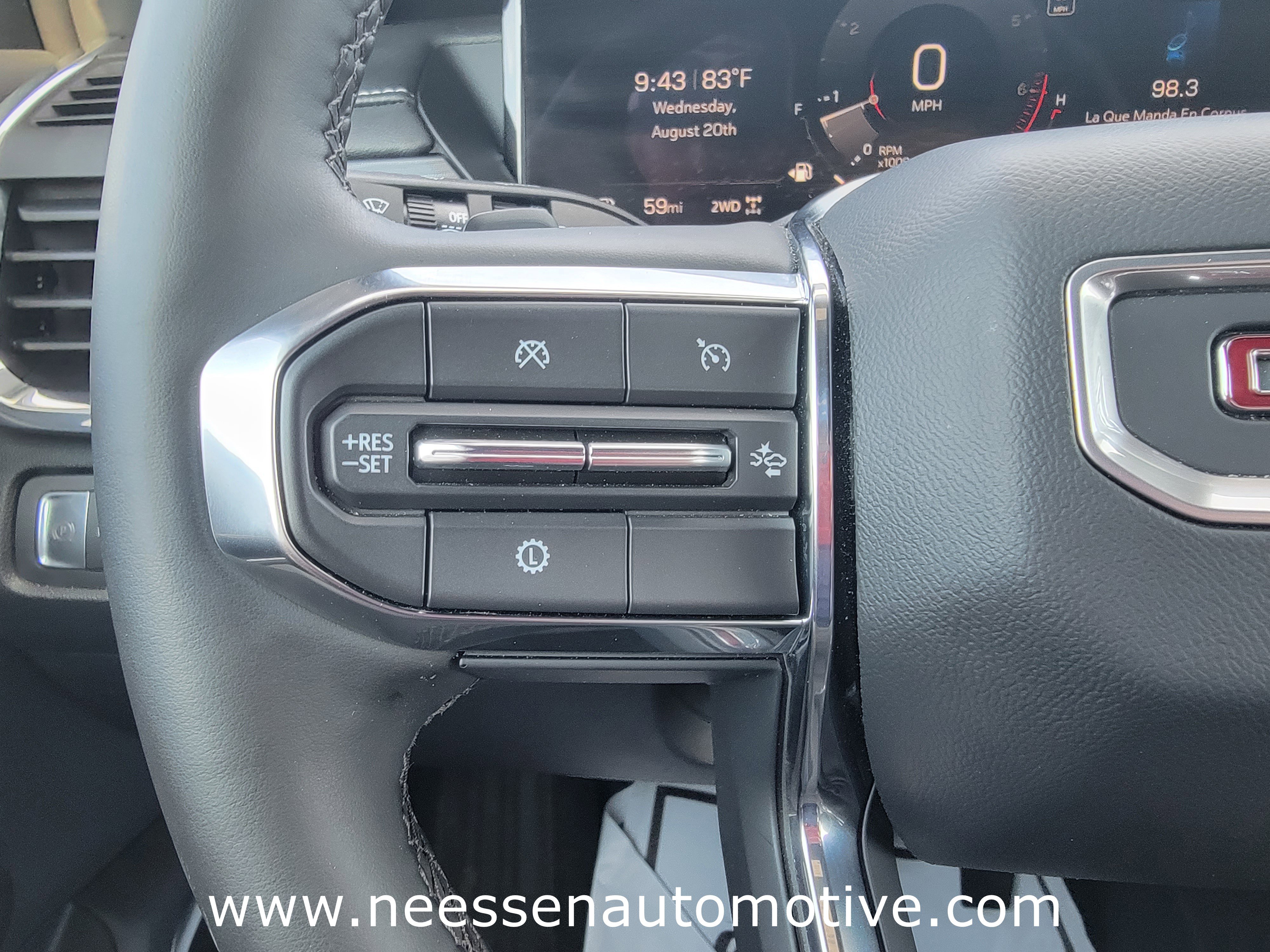 Used 2025 GMC Acadia Elevation image 20