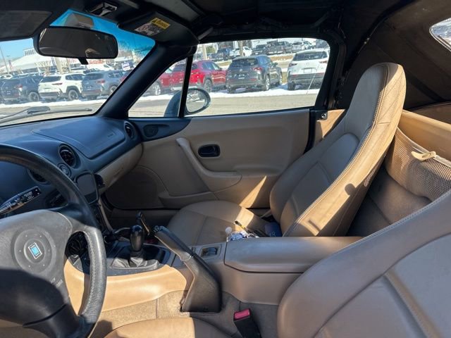 Used 2000 MAZDA MX-5 Miata image 12