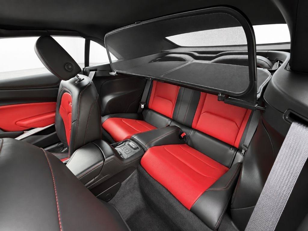 Used 2016 Chevrolet Camaro SS RWD image 13
