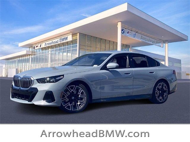 New 2025 BMW 530i w/ M Sport Package RWD image 1