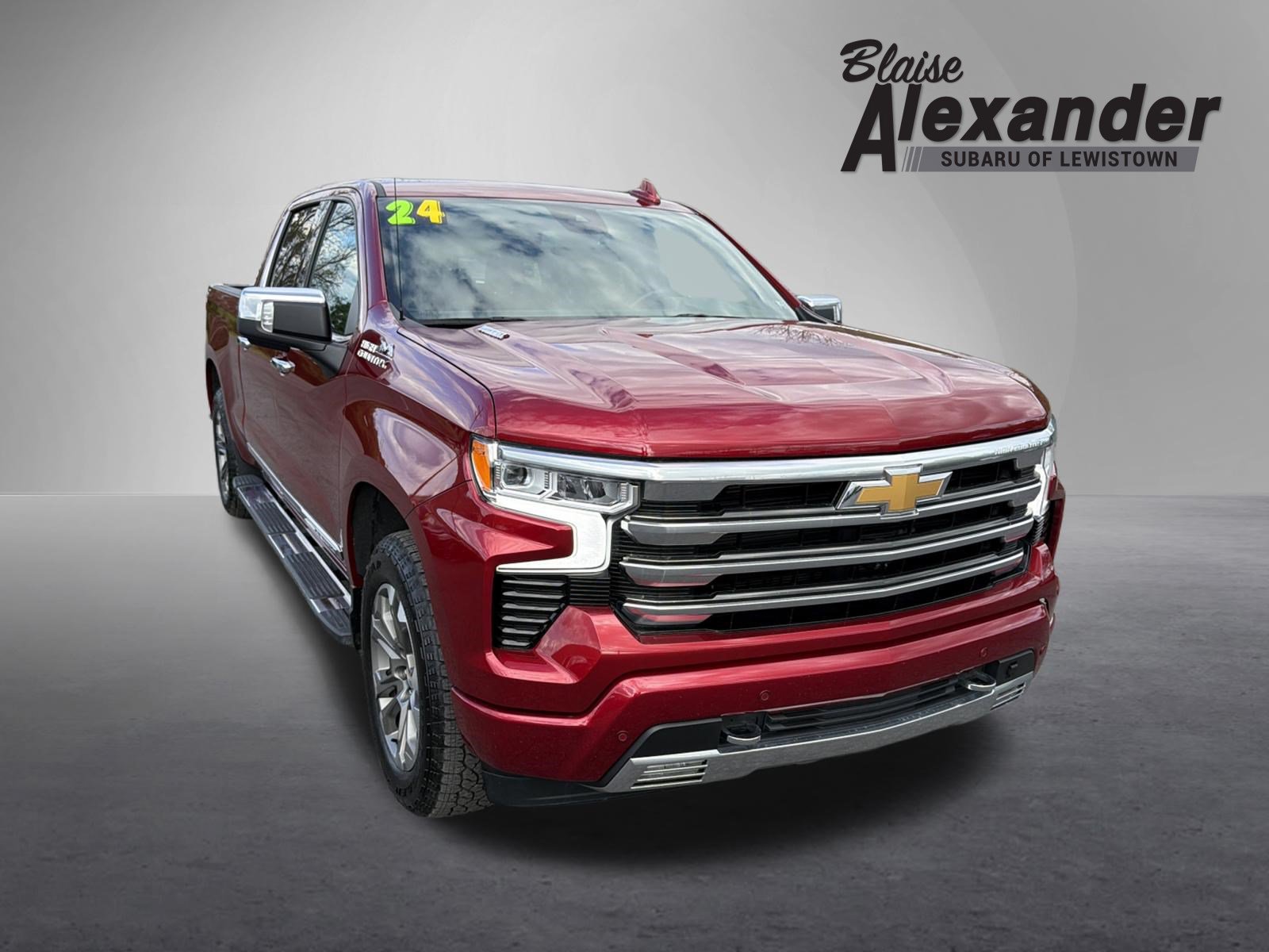 Used 2024 Chevrolet Silverado 1500 High Country AWD/4WD image 1