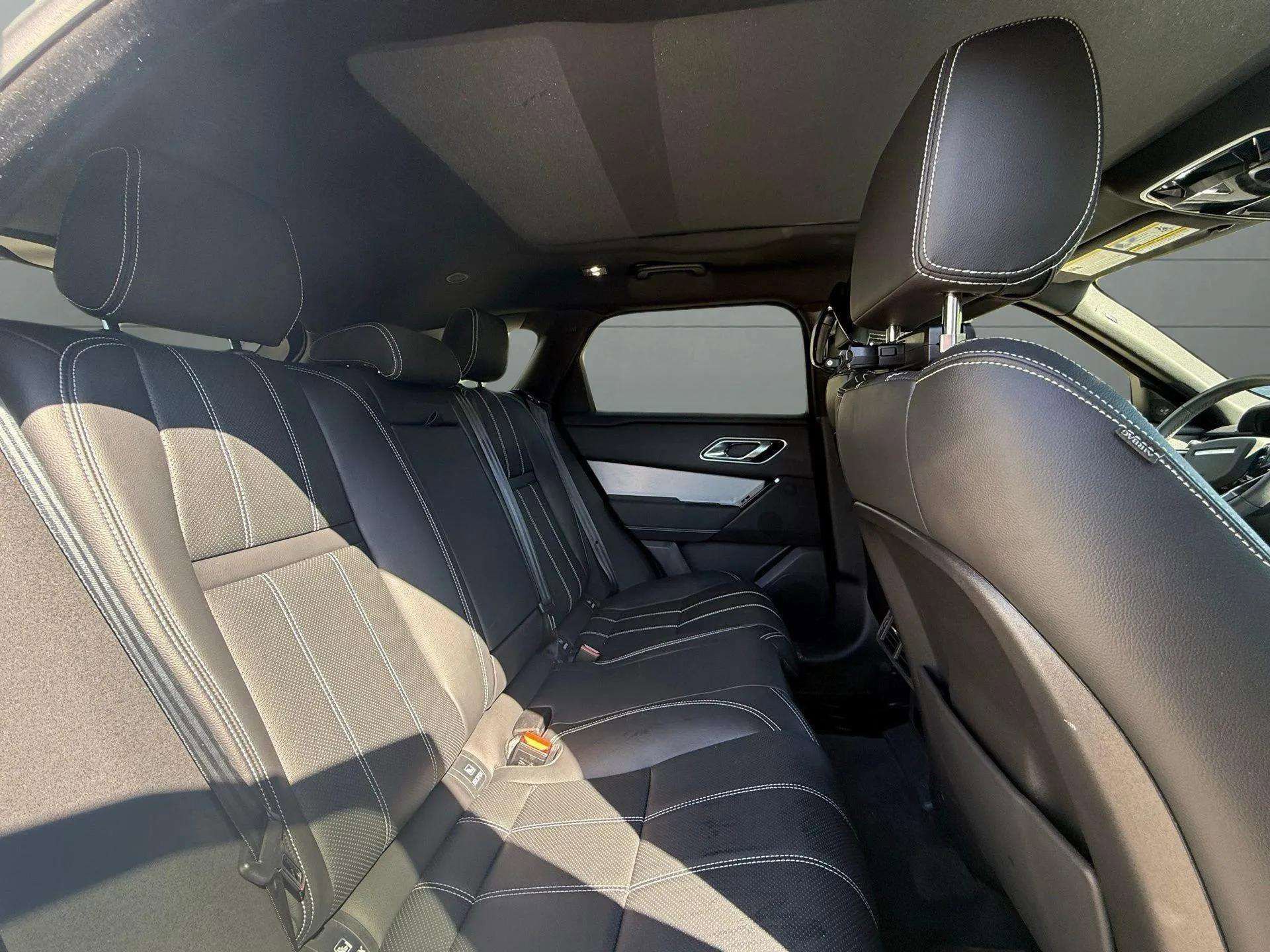 Used 2023 Land Rover Range Rover Velar R-Dynamic S image 22