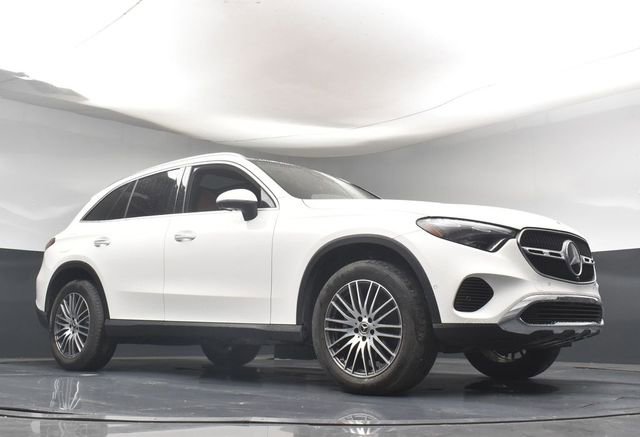 Used 2023 Mercedes-Benz GLC 300 4MATIC image 28