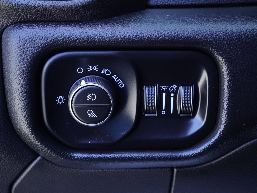 Certified 2019 RAM 2500 Laramie AWD/4WD image 12