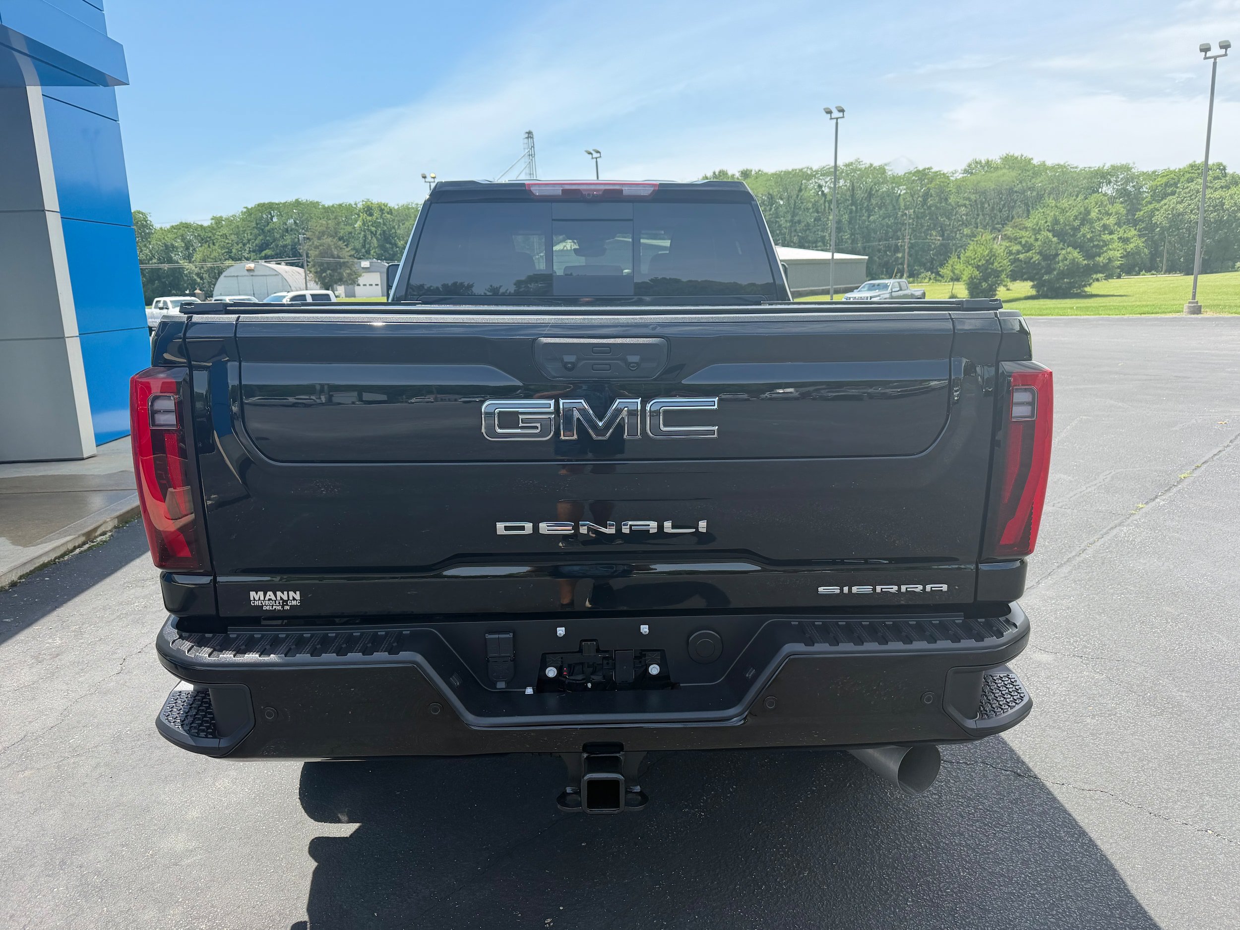 Used 2024 GMC Sierra 2500 Denali Ultimate w/ Max Trailering Package AWD/4WD image 12