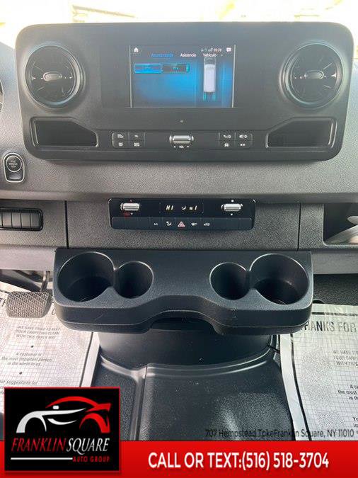 Used 2023 Mercedes-Benz Sprinter 2500 w/ Acoustic Package image 30