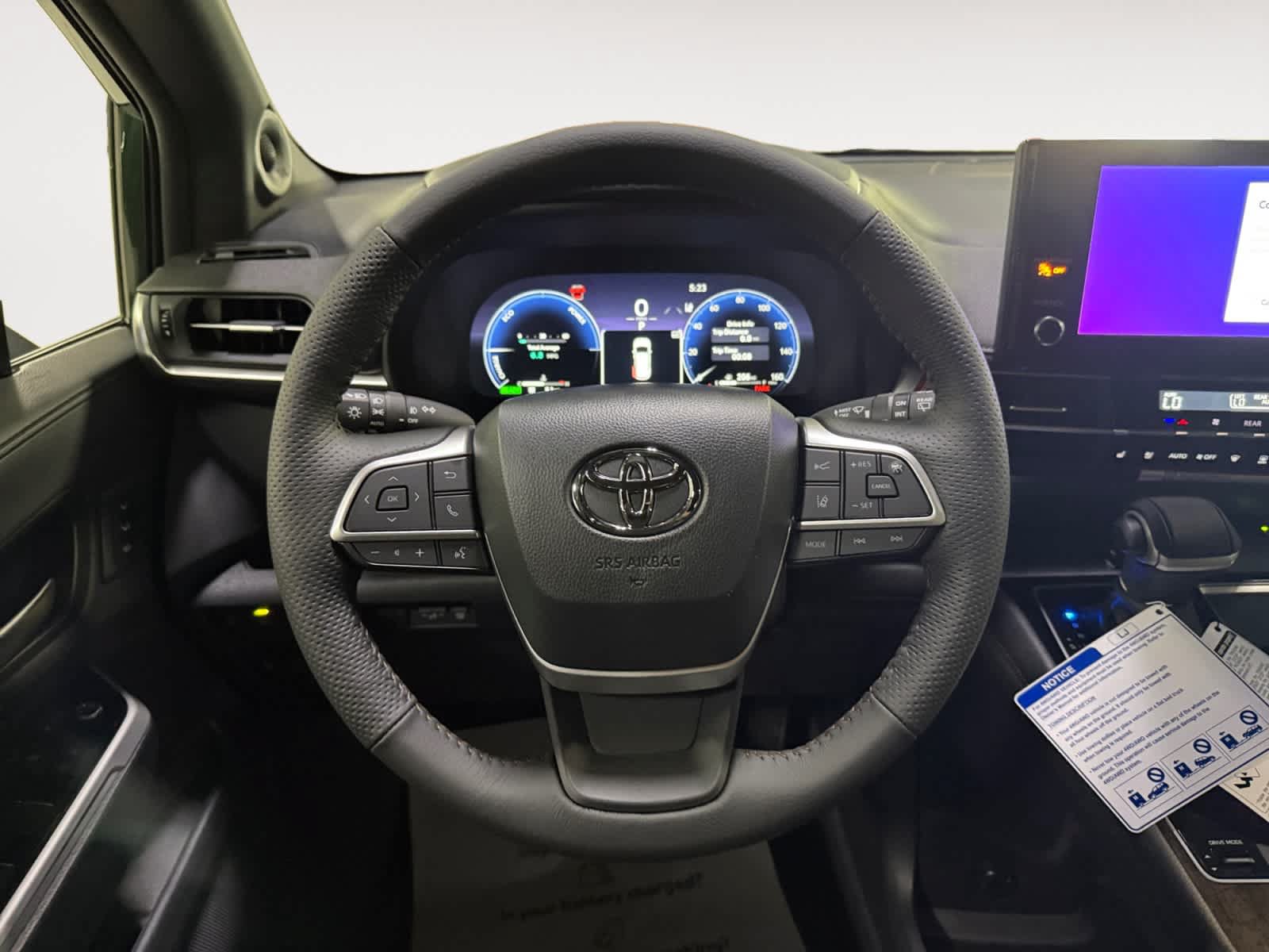 New 2026 Toyota Sienna Platinum AWD/4WD image 15