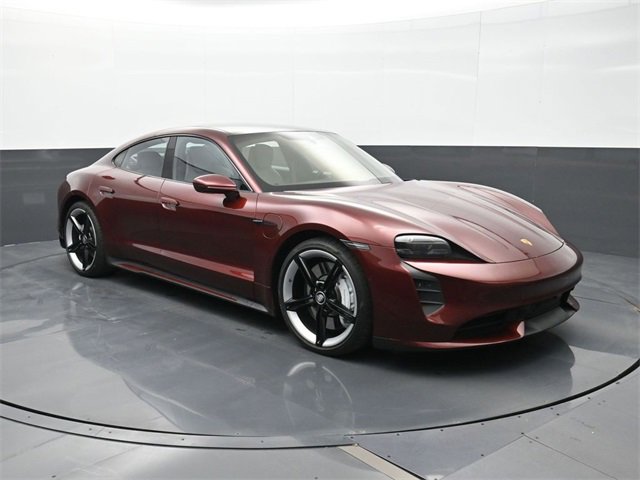 Used 2021 Porsche Taycan Turbo w/ Sportdesign Package image 26