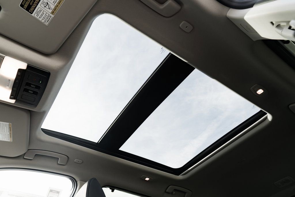 New 2026 Nissan Rogue Platinum image 19