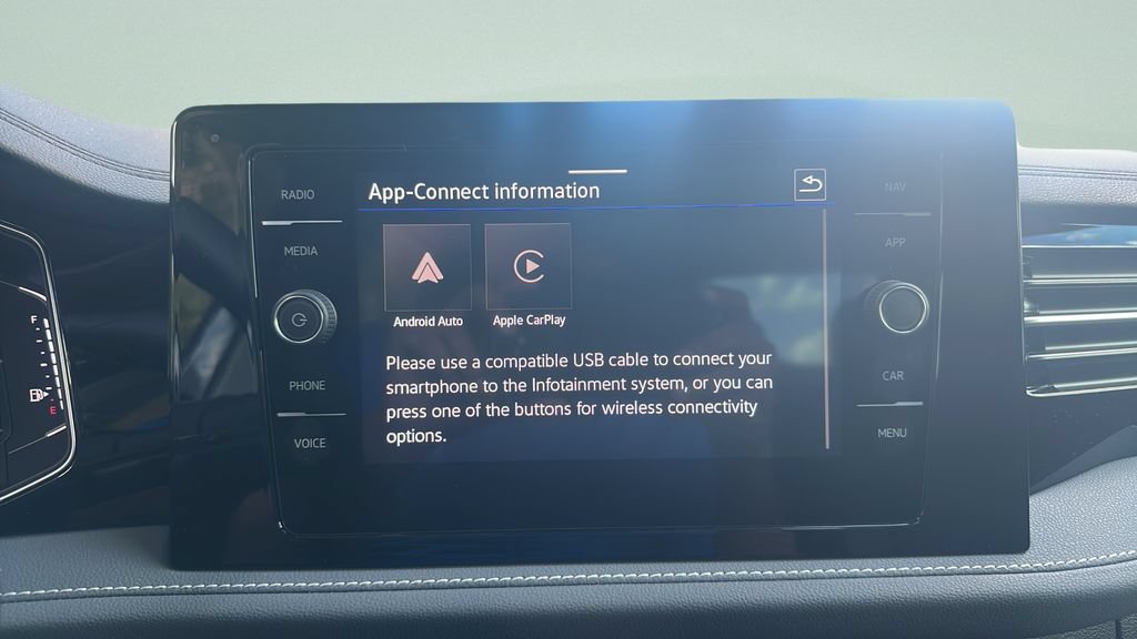 Certified 2026 Volkswagen Jetta SEL FWD image 34