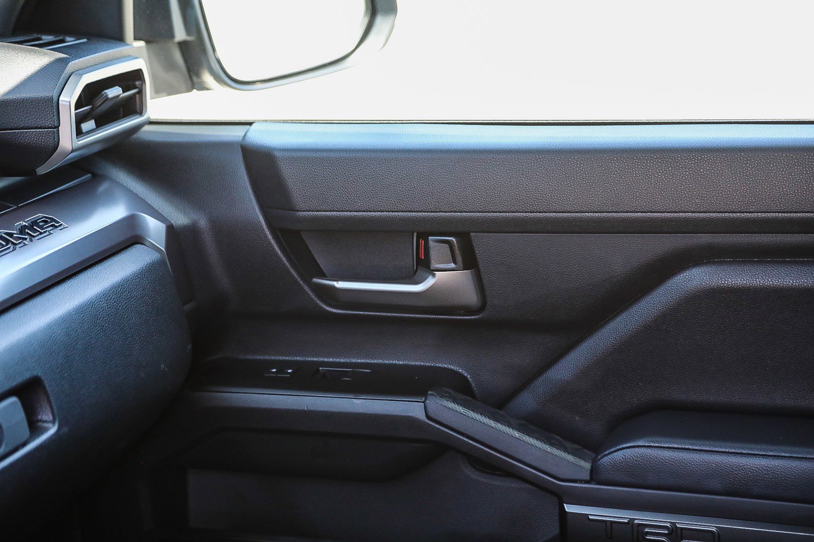 Used 2025 Toyota Tacoma TRD Sport RWD image 21