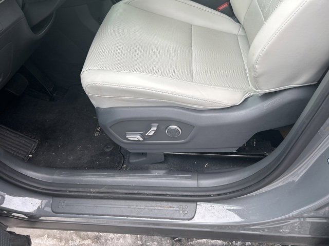 Used 2025 Hyundai Santa Fe SEL image 15