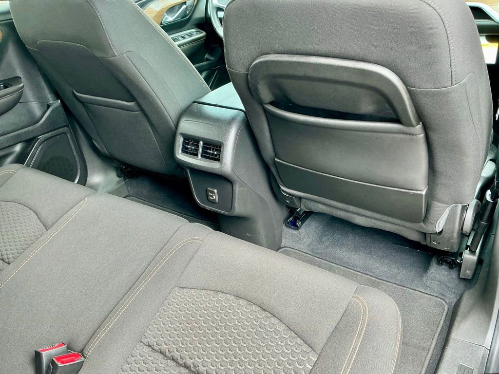 Used 2021 GMC Terrain SLE w/ Driver Convenience Package FWD image 27
