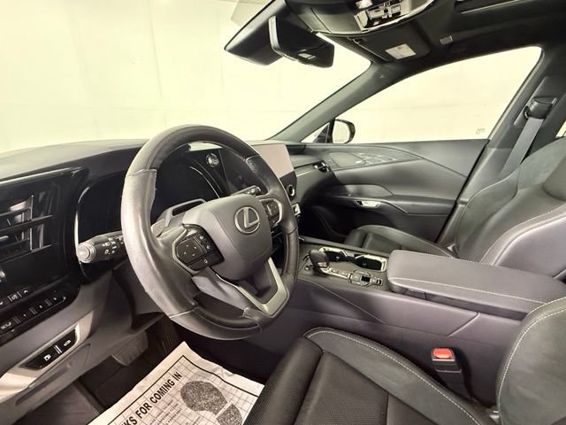 Used 2024 Lexus RX 350 FWD w/ Convenience Package image 7