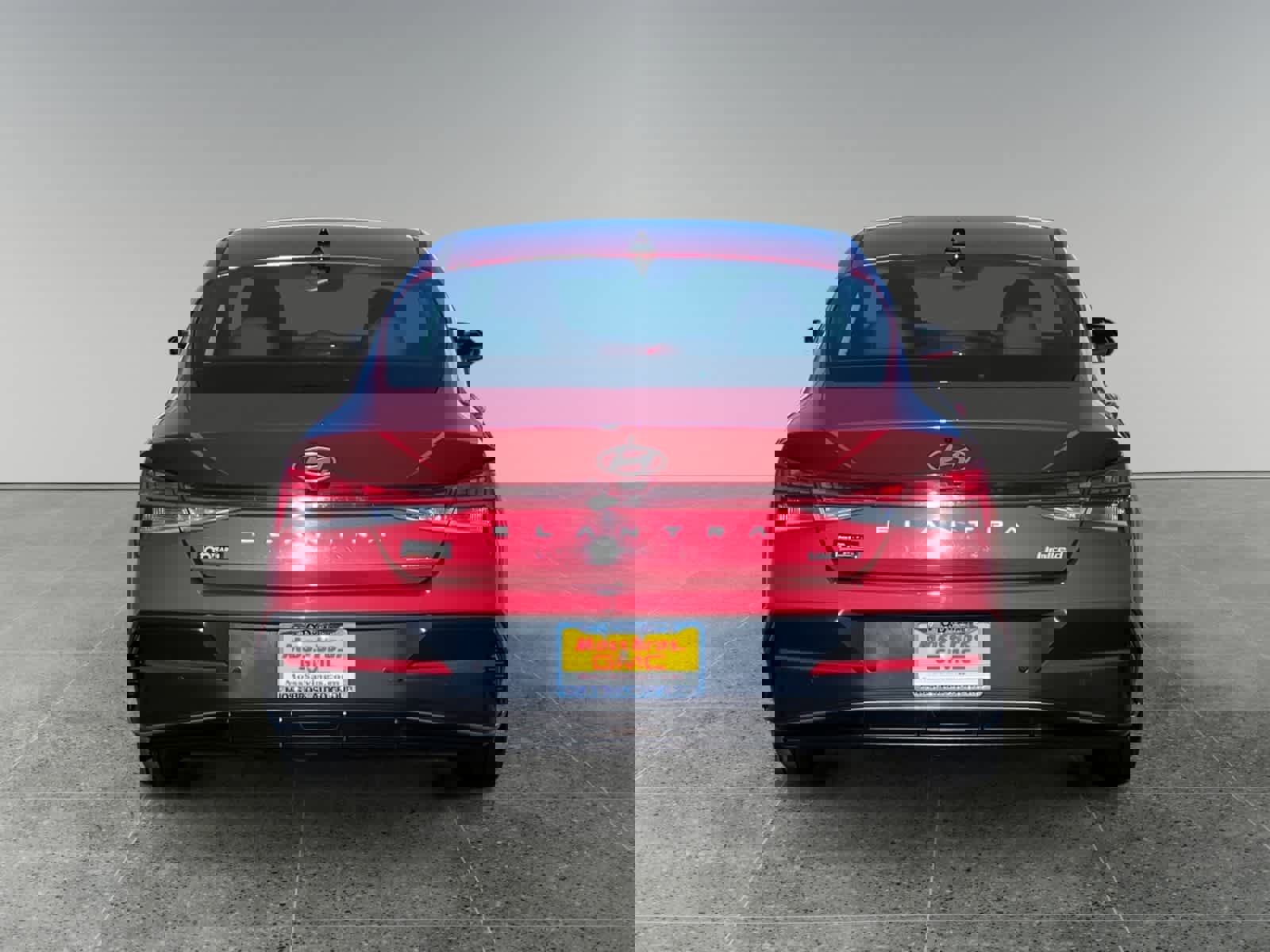 Used 2024 Hyundai Elantra Limited image 4