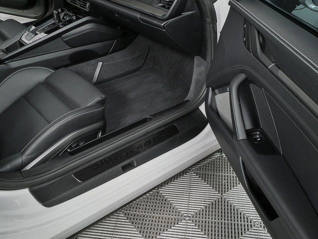 Certified 2025 Porsche 911 Targa 4 GTS image 22