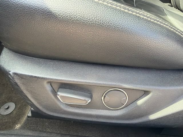 Used 2019 Ford Mustang Premium RWD image 13