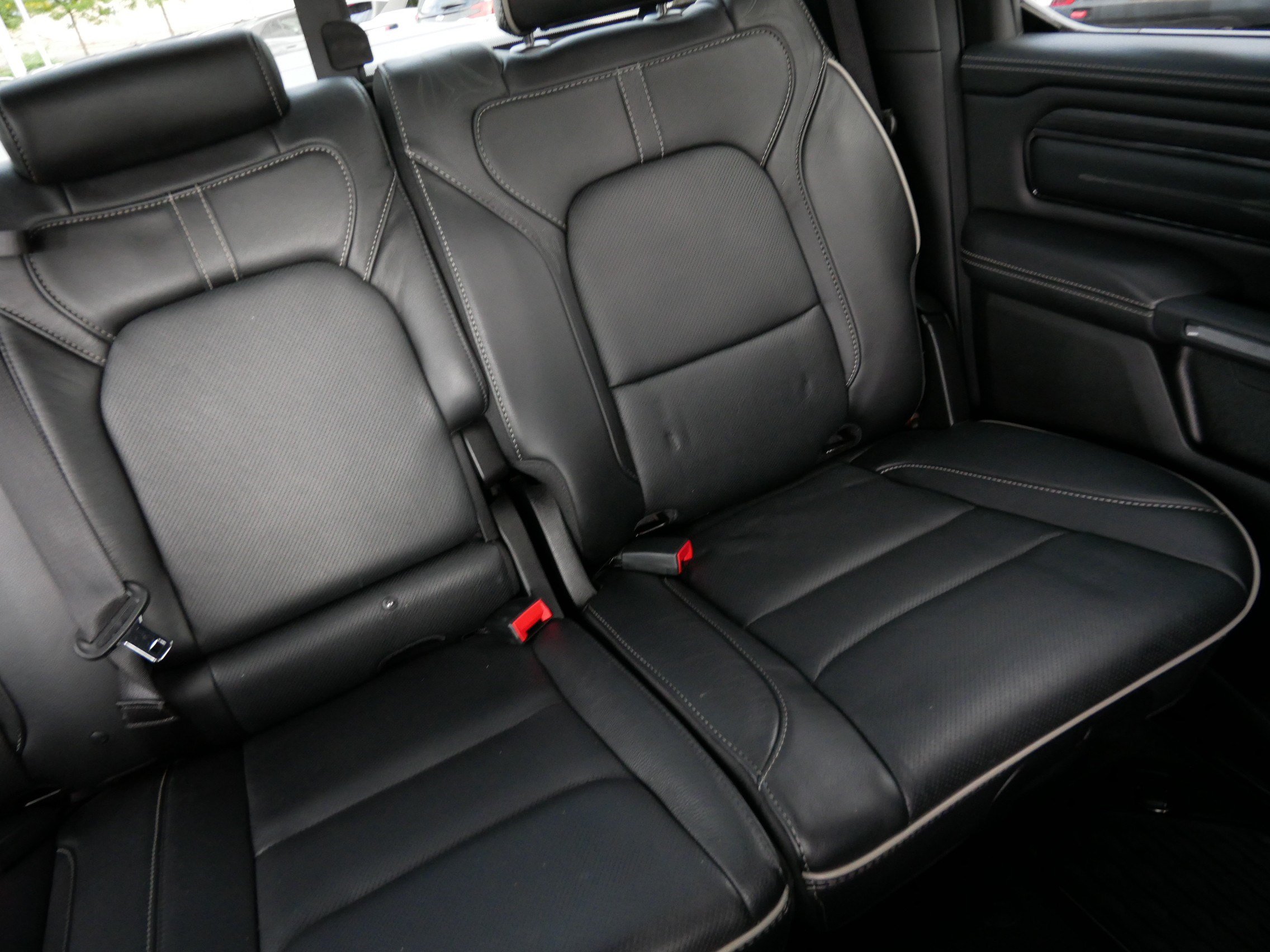 Used 2022 RAM 1500 Limited AWD/4WD image 14