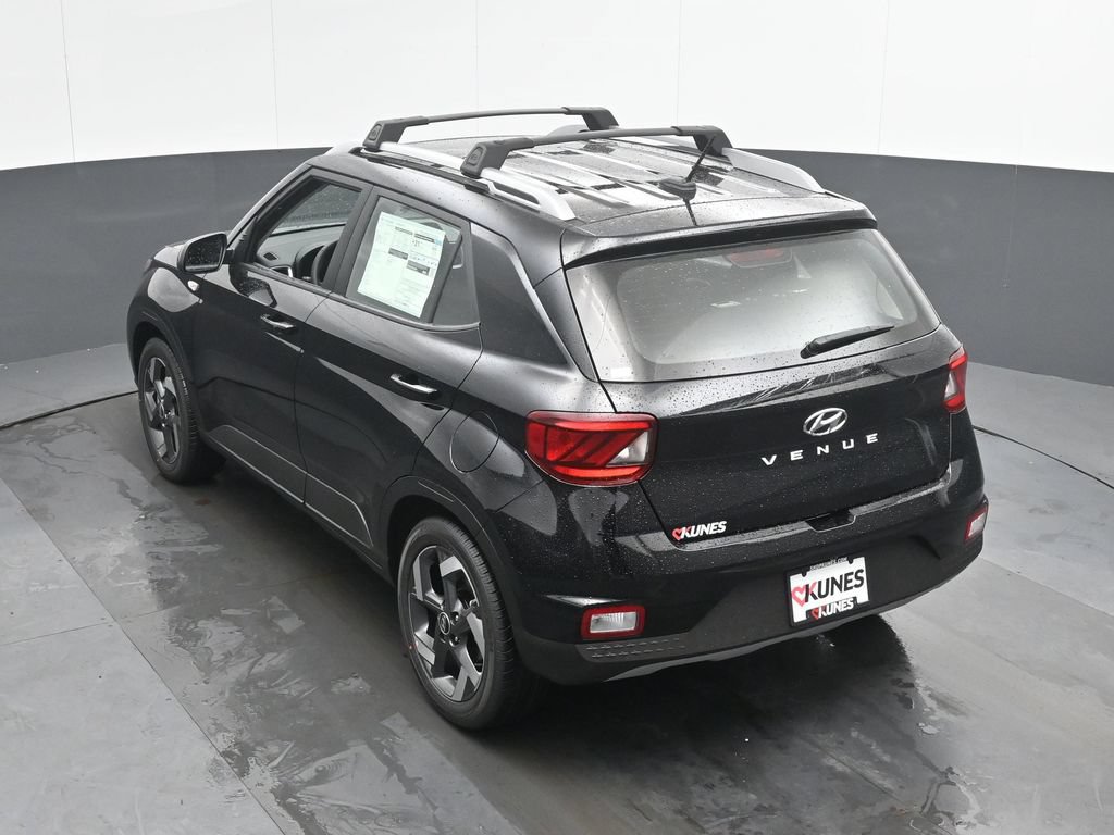 New 2026 Hyundai Venue SEL FWD image 42
