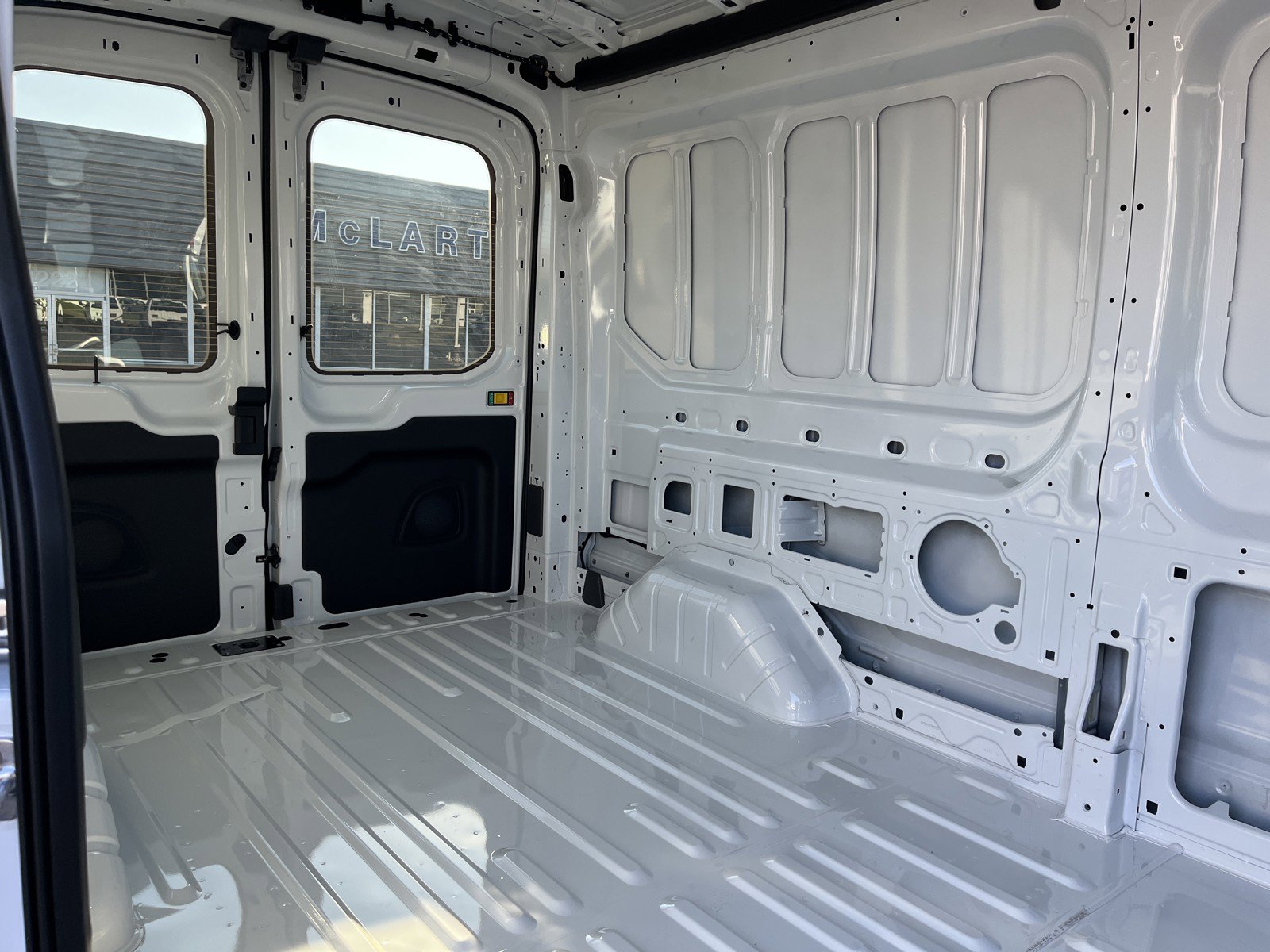 New 2026 Ford Transit 250 148 Medium Roof RWD image 18