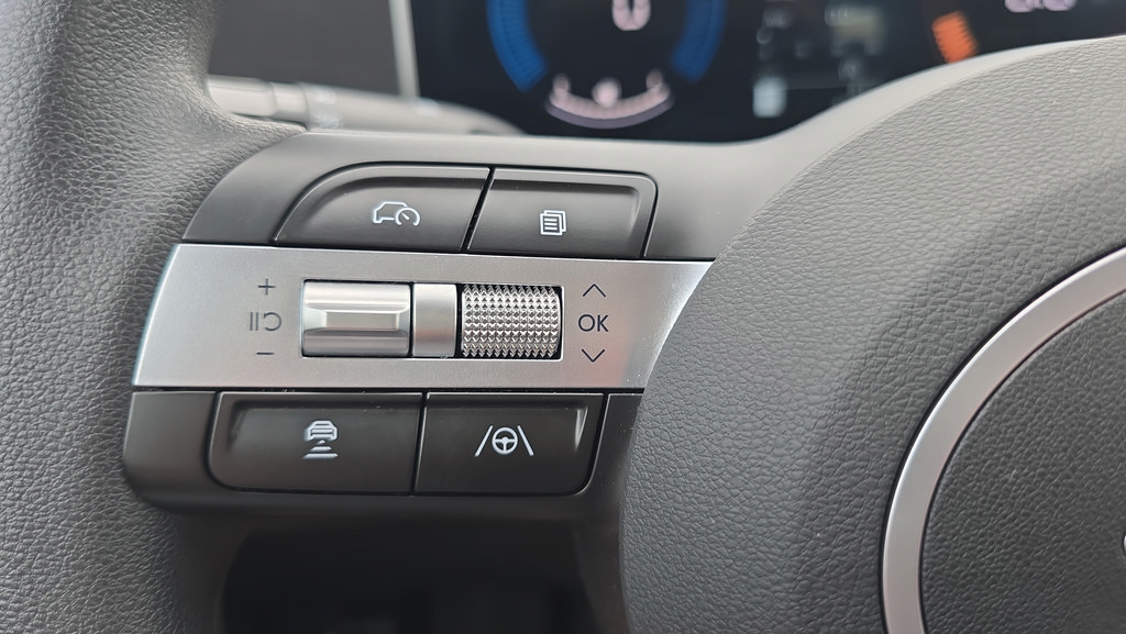 New 2025 Hyundai Tucson SE AWD/4WD image 23