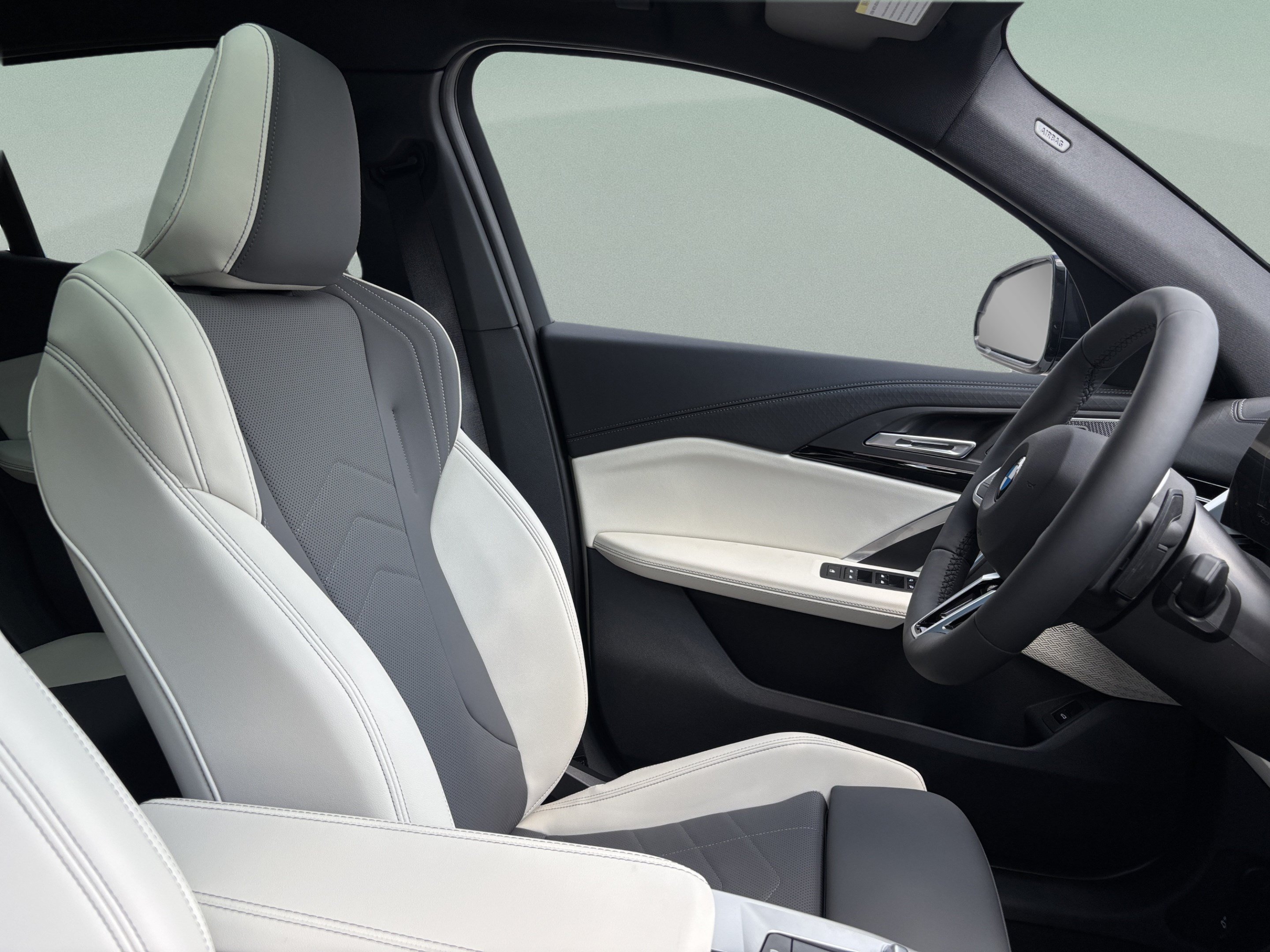 New 2027 BMW X2 xDrive28i AWD/4WD image 23