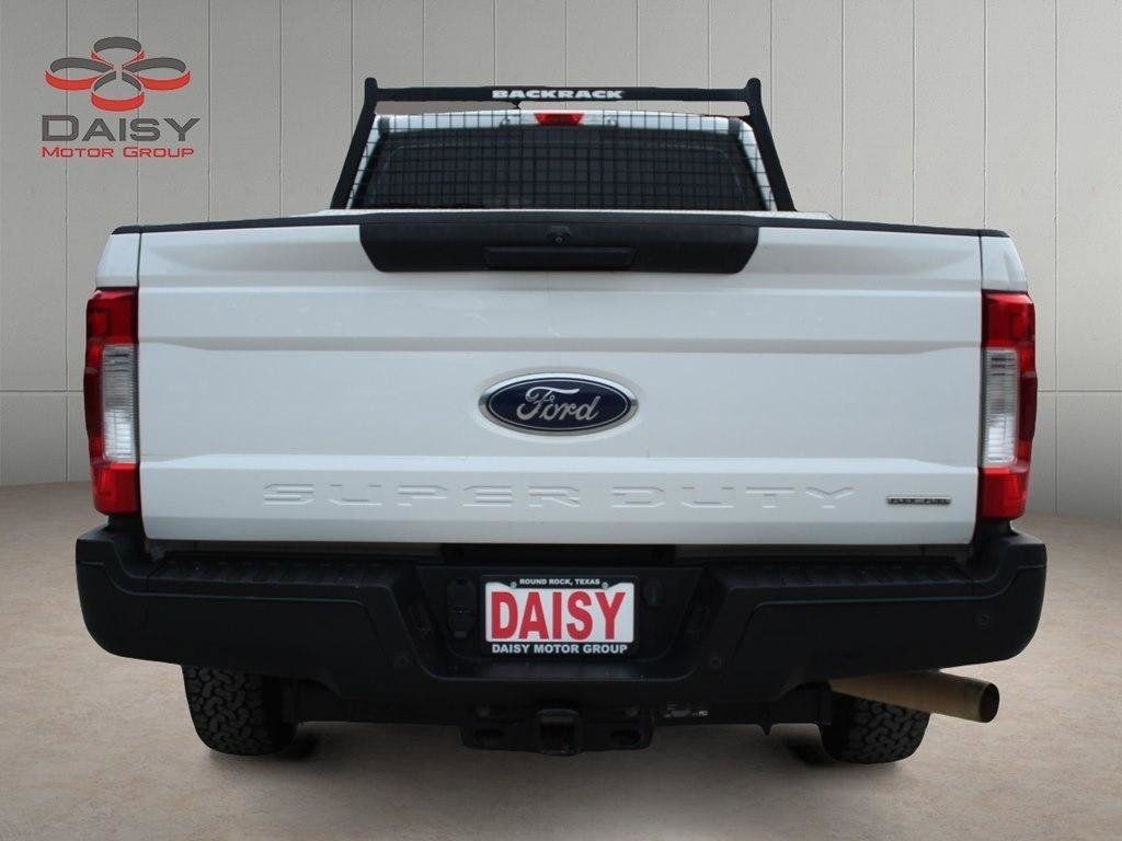 Used 2019 Ford F250 XL w/ Power Equipment Group RWD image 6