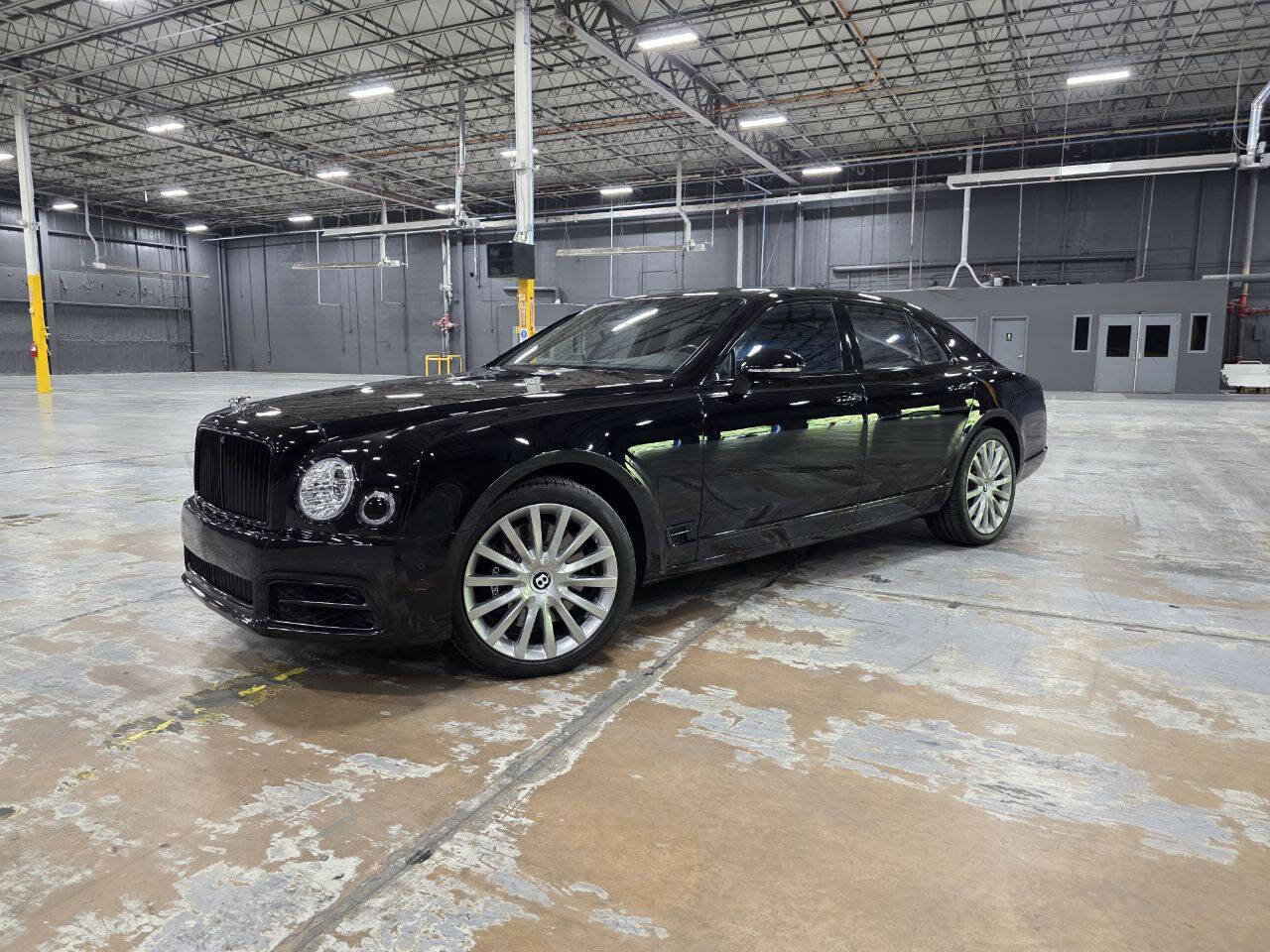 Used 2017 Bentley Mulsanne RWD image 16